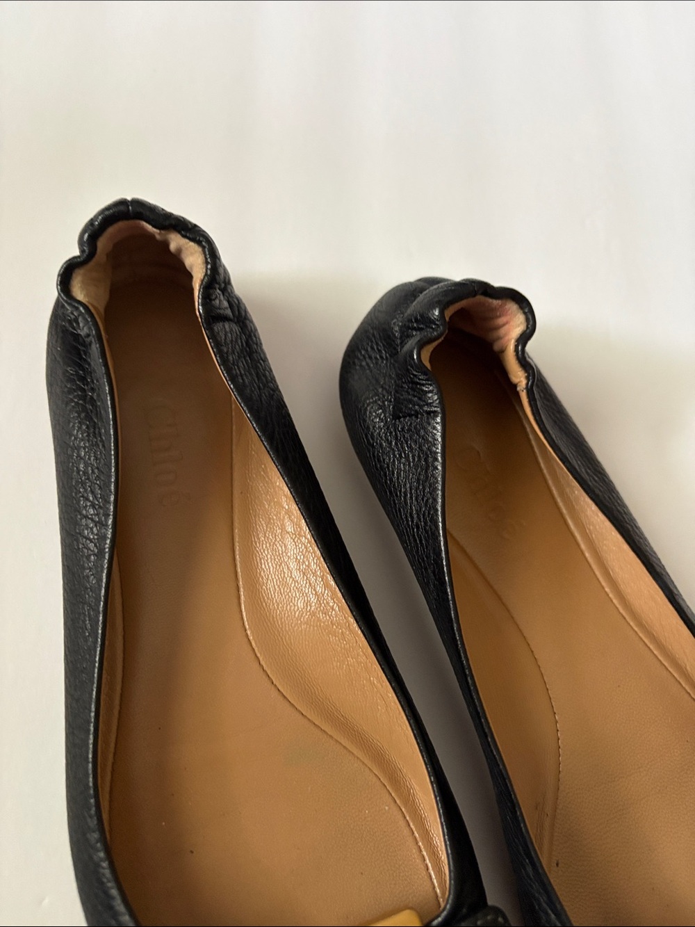Chloe’ black pebbled leather flats goldtone buckle Sz 5.5-6 - Picture 3 of 8